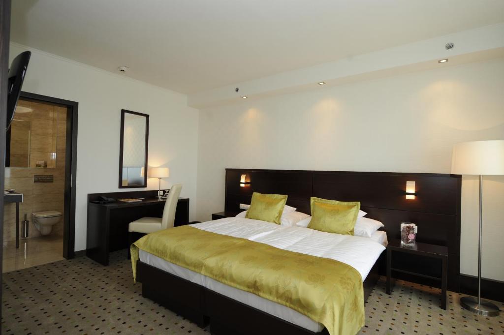 Hunguest Hotel Gyula Chambre photo