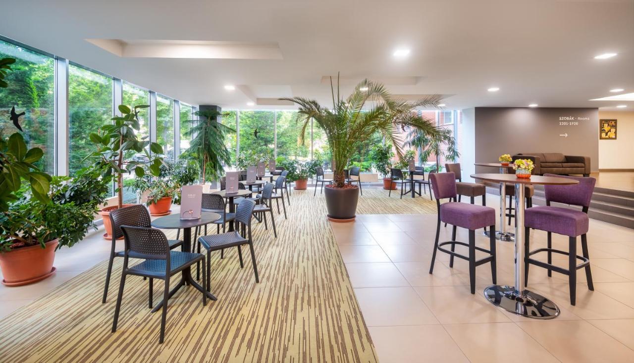 Hunguest Hotel Gyula Extérieur photo